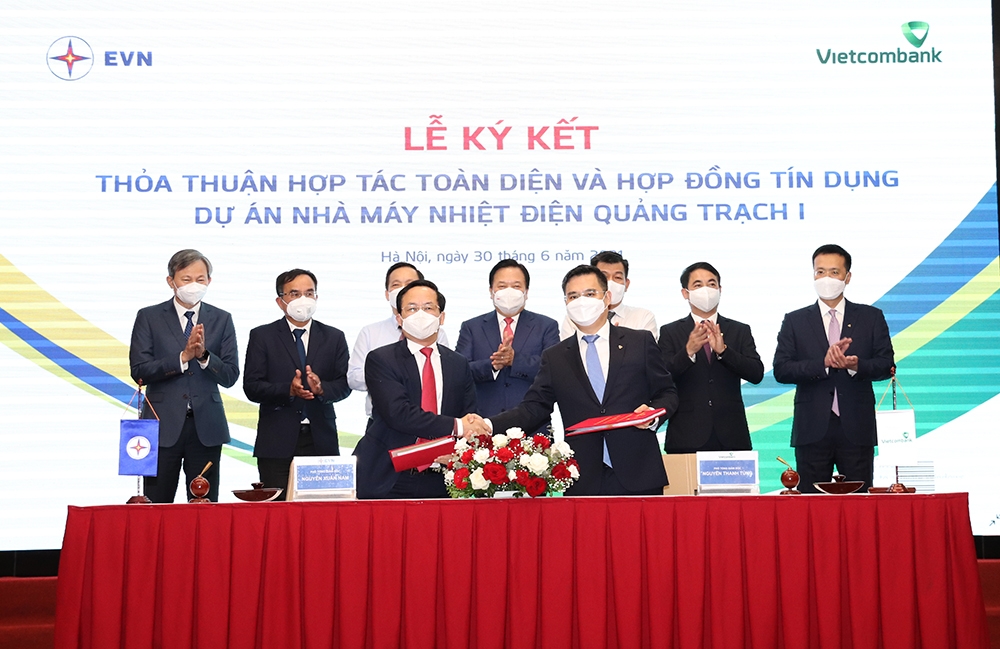 EVN ký thoả thuận hợp tác toàn diện với Vietcombank và ký hợp đồng tín dụng tài trợ Dự án NMNĐ Quảng Trạch 1