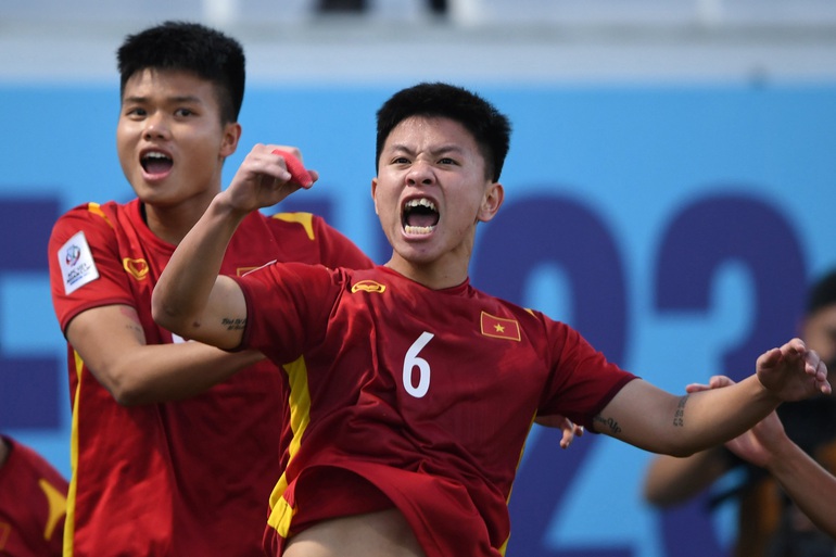 U23 Việt Nam làm điều không tưởng trước Hàn Quốc: Tinh thần chiến binh - 3