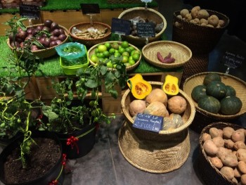 Hàng ngon thì xuất khẩu, thực phẩm bẩn 'phần' người Việt