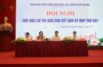 Đoàn Đại biểu Quốc hội thành phố Hà Nội tiếp xúc cử tri sau kỳ họp thứ bảy