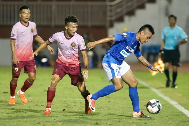 Vòng 18 V-League: “Chung kết” mùa giải giữa TPHCM và CLB Hà Nội