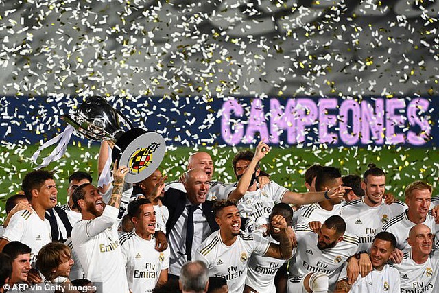 Benzema lập cú đúp, Real Madrid vô địch La Liga lần thứ 34