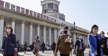 Xuất hiện ca nghi mắc Covid-19, Triều Tiên họp bộ chính trị khẩn