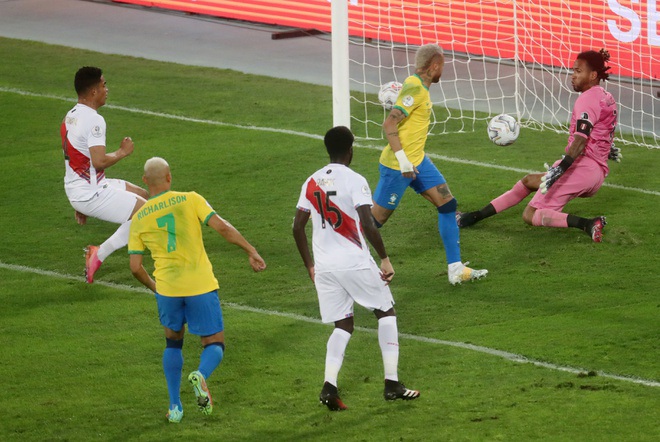 Neymar tỏa sáng giúp Brazil giành vé vào chung kết Copa America - 2