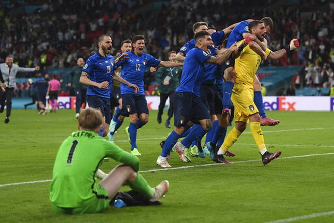 Vô địch Euro 2020, đội tuyển Italia làm điều chưa từng thấy trong lịch sử - 2
