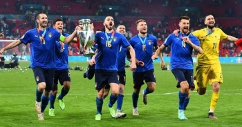Đội tuyển Italia "bơi trong tiền" sau khi giành chức vô địch Euro 2020