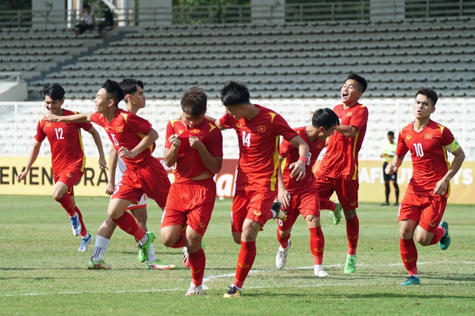 10 người U19 Việt Nam thắng đậm U19 Brunei - 6