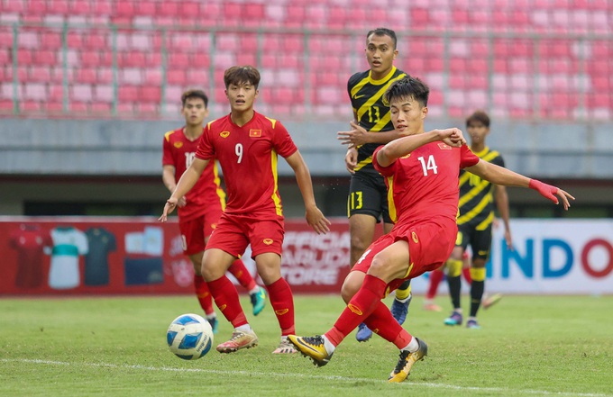 Trận thua Malaysia là bài học nhớ đời với các cầu thủ U19 Việt Nam - 1