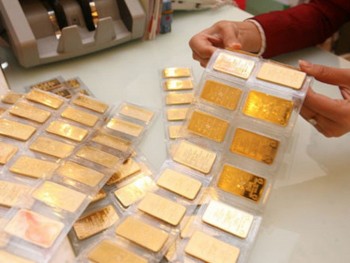 Giá vàng SJC tăng vọt 200 đồng/lượng