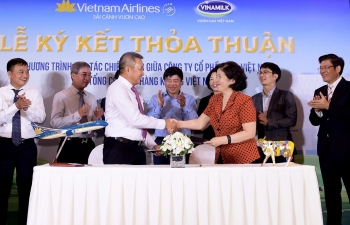 Vietnam Airlines và Vinamilk "bắt tay" cùng phát triển thương hiệu vươn tầm quốc tế