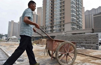 Bất động sản là “mồ chôn tiền”, là quả “bom nổ chậm” trong nền kinh tế Trung Quốc