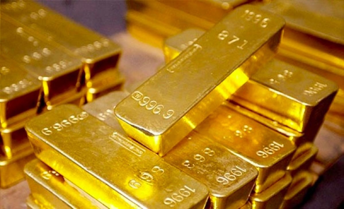 Giá vàng chốt phiên 23/8: USD tăng cao đẩy giá vàng lao dốc