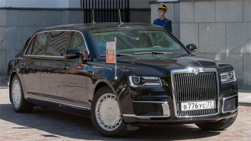 Limousine tổng thống Nga bản thương mại giá 160.000 USD