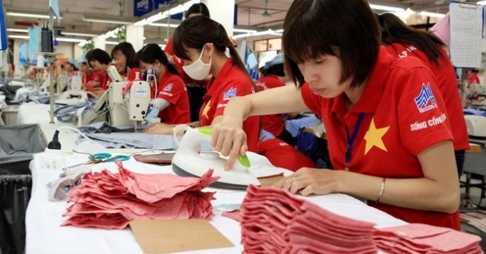Việt Nam sắp vượt Trung Quốc trở thành nhà cung cấp hàng dệt may lớn nhất vào Hàn Quốc