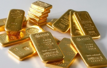 Giá vàng hôm nay 31/8: Đồng USD lại tăng giá ép vàng lao dốc