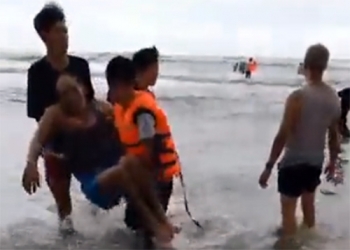 Nhiều du khách chết khi tắm biển Bình Thuận