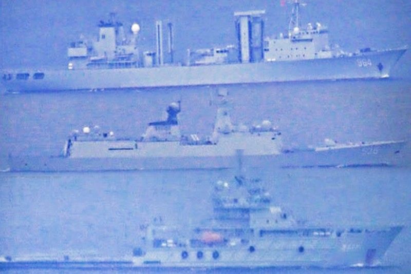 Philippines nói tàu chiến Trung Quốc "gây phiền nhiễu" khi xâm nhập lãnh hải
