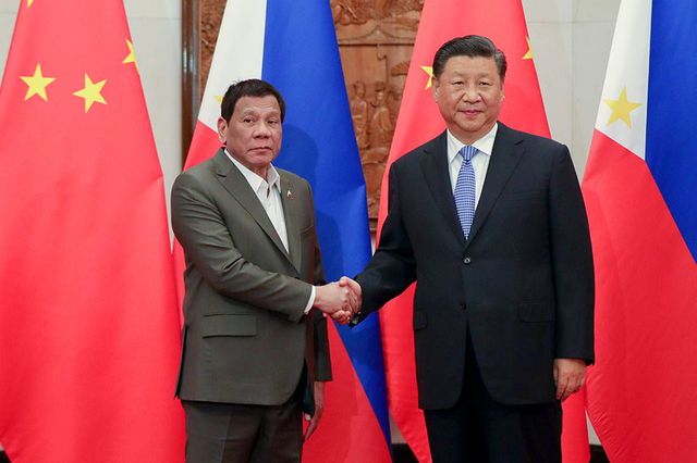 Tổng thống Philippines nêu phán quyết Biển Đông, ông Tập Cận Bình thẳng thừng bác bỏ