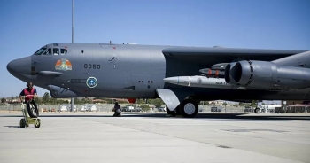 “Pháo đài bay” B-52 Mỹ thử nghiệm tích hợp thành công tên lửa siêu thanh