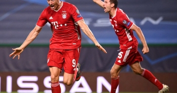 "Sát thủ" Lewandowski san bằng kỷ lục của huyền thoại Bayern Munich