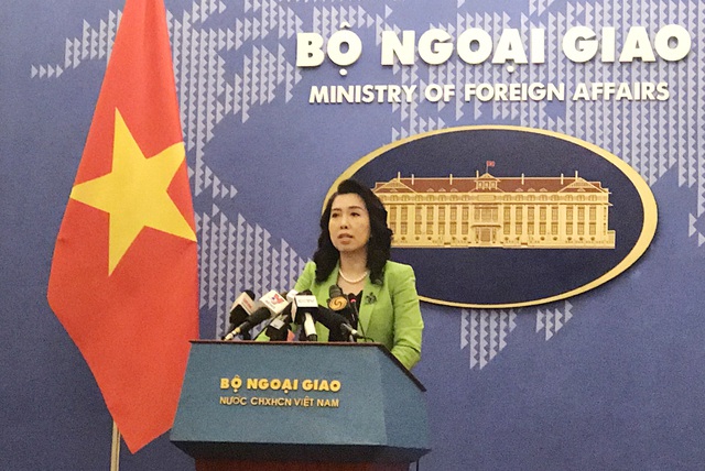 Bộ Ngoại giao lên tiếng việc tàu Trung Quốc “quần thảo” lô dầu khí Việt Nam