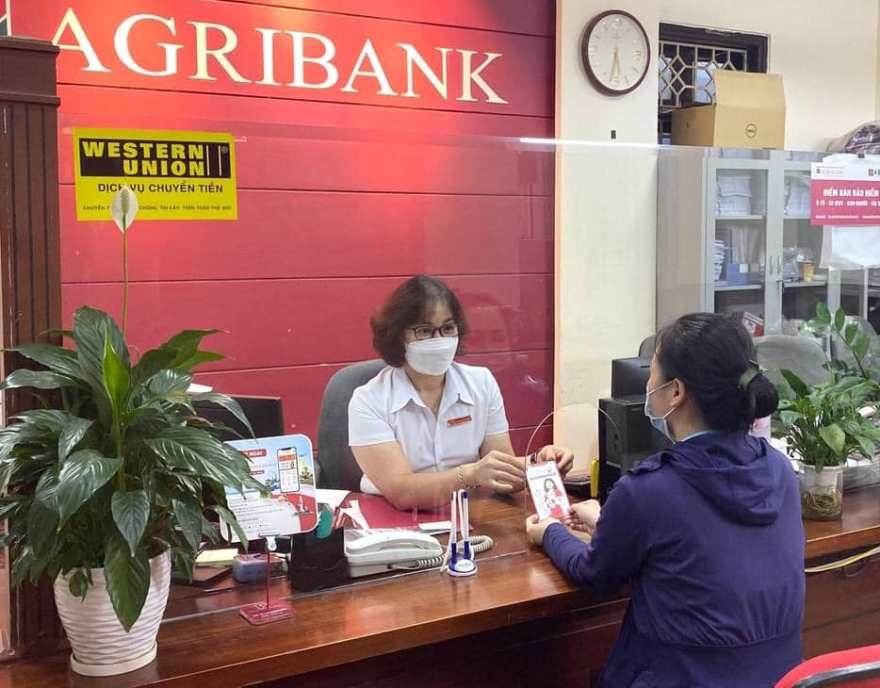 Trong đại dịch, Agribank tiếp tục khẳng định vai trò huyết mạch trong phát triển tam nông và nền kinh tế đất nước