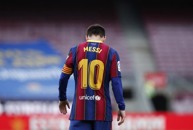 Vì sao Barcelona đã phản bội, lật kèo với Messi? - 2