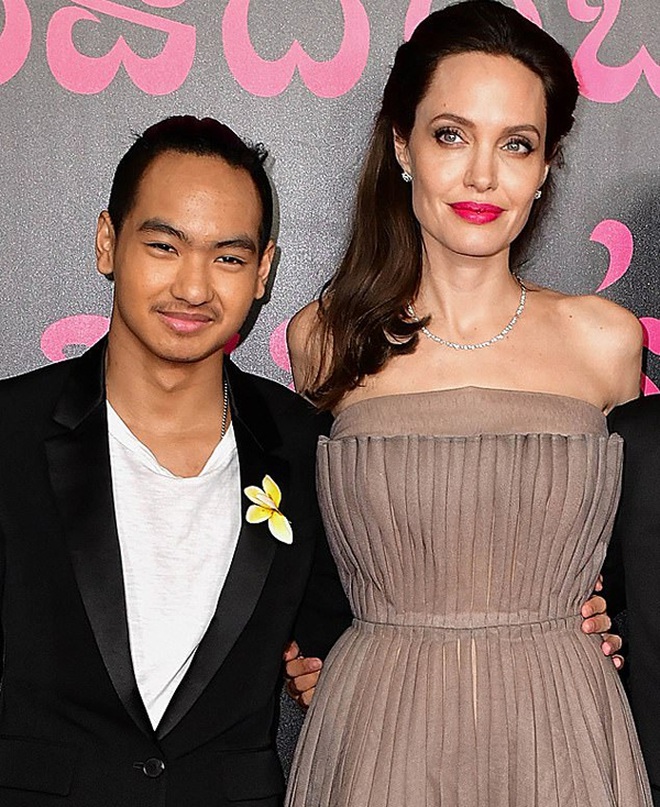 Chuyện chưa kể về cậu con nuôi gốc Campuchia của Angelina Jolie - 4