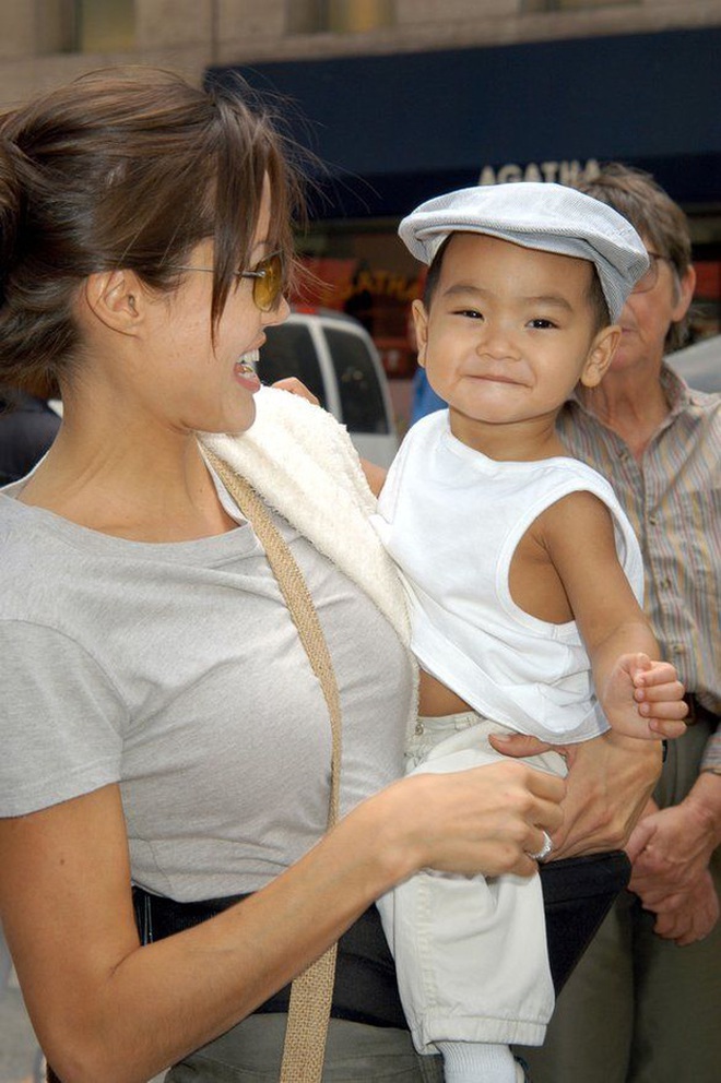 Chuyện chưa kể về cậu con nuôi gốc Campuchia của Angelina Jolie - 7