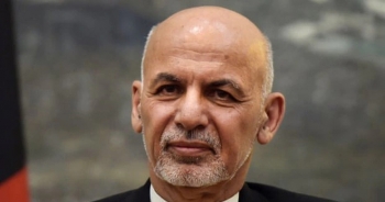 Tổng thống Afghanistan lần đầu lên tiếng sau khi rời đất nước