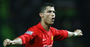 Choáng với mức lương siêu khủng C.Ronaldo nhận được ở Man Utd