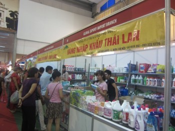 Việt Nam nhập siêu gần 3 tỉ USD từ Thái Lan