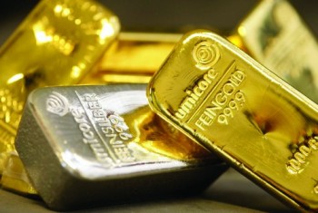 Sản xuất vàng miếng và “hoạt động in, đúc tiền” thuộc diện cấm