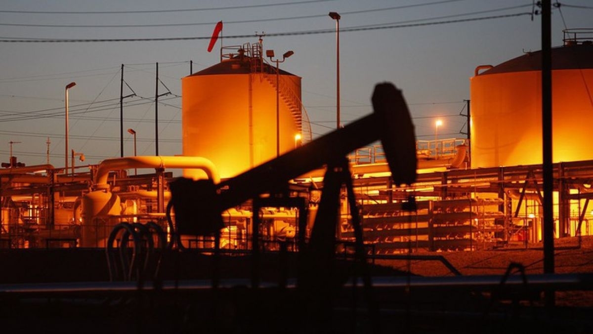Giá dầu thế giới ngày 1/9: Dao động quanh mức 70 USD/thùng