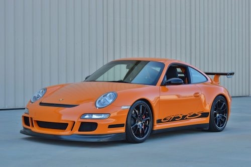 Sếp đại lý Porsche ôm 2,5 triệu USD tiền đặt cọc bỏ trốn