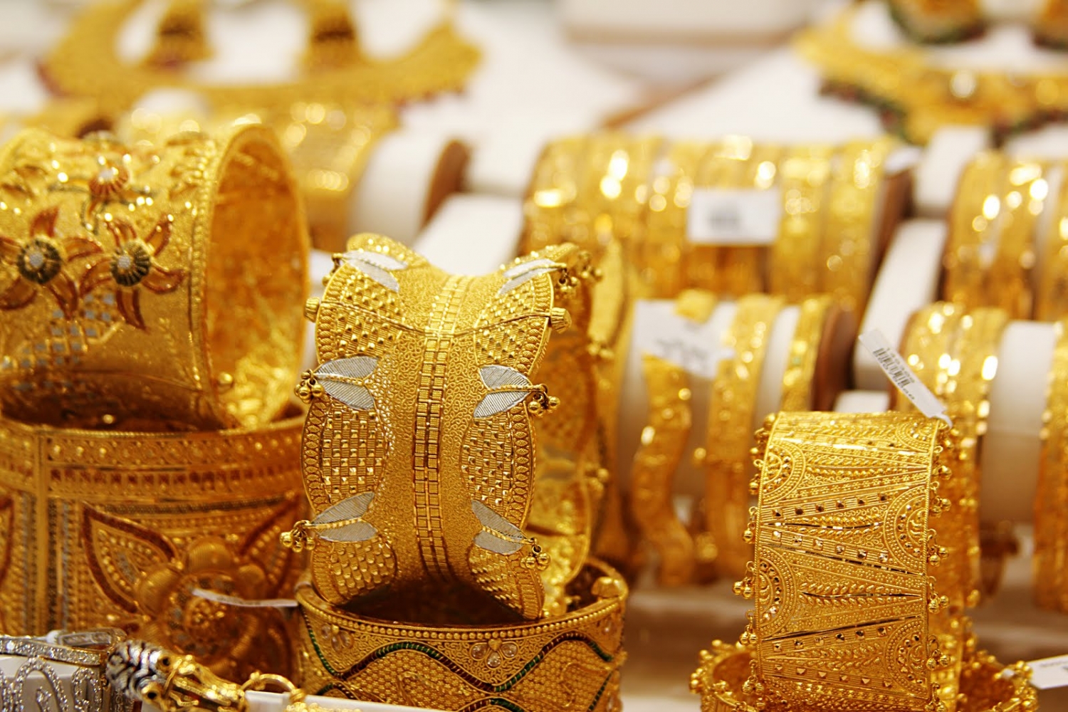 Cập nhật giá vàng 28/9: Giá vàng Rồng Thăng Long giảm sốc 200.000 đồng/lượng