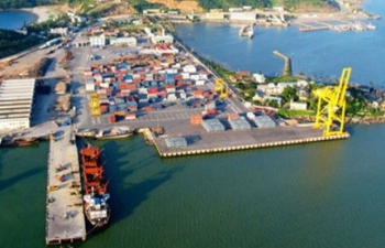 Đua xây cảng biển, lập khu kinh tế: "Chiếc bẫy nợ nần của đất nước"