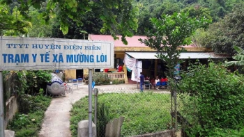 Điện Biên: Đi ăn cỗ nhà mới, hơn 100 người phải cấp cứu phải đến Trạm y tế cấp cứu