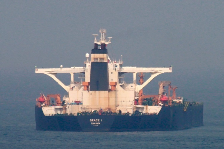 "Siêu tàu dầu" Iran có thể sắp cập cảng Syria