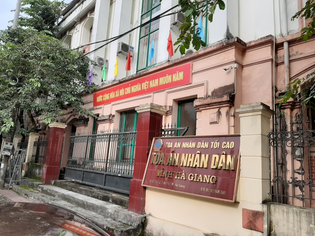 Xét xử công khai 5 bị can trong vụ gian lận điểm thi ở Hà Giang