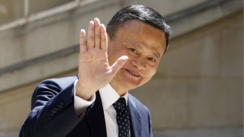 Tỷ phú Jack Ma "thoái vị", chấm dứt 20 năm trị vì đế chế khổng lồ Alibaba