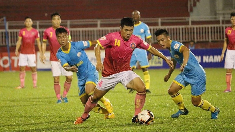 Vòng 24 V-League 2019: Xem trực tiếp Khánh Hòa vs Nam Định ở đâu?