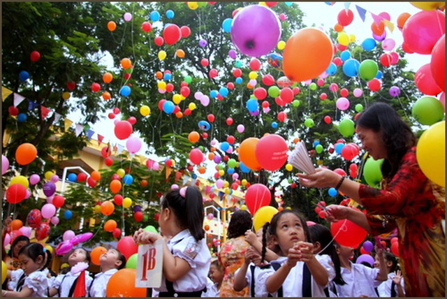 Gần 23 triệu học sinh cả nước chào đón năm học mới trong dịch Covid-19 - 1