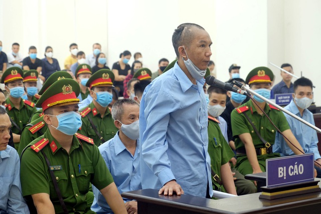 Xét xử vụ án ở Đồng Tâm: Bị cáo xin lỗi gia đình 3 chiến sĩ công an hy sinh - 4