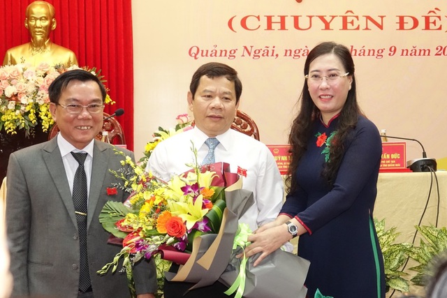 Ông Đặng Văn Minh được bầu làm Chủ tịch UBND tỉnh Quảng Ngãi - 1