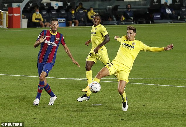Messi lập công, Barcelona thắng đậm Villarreal - 5