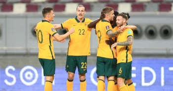 Những miếng đánh lợi hại của Australia ở trận thắng đậm Trung Quốc