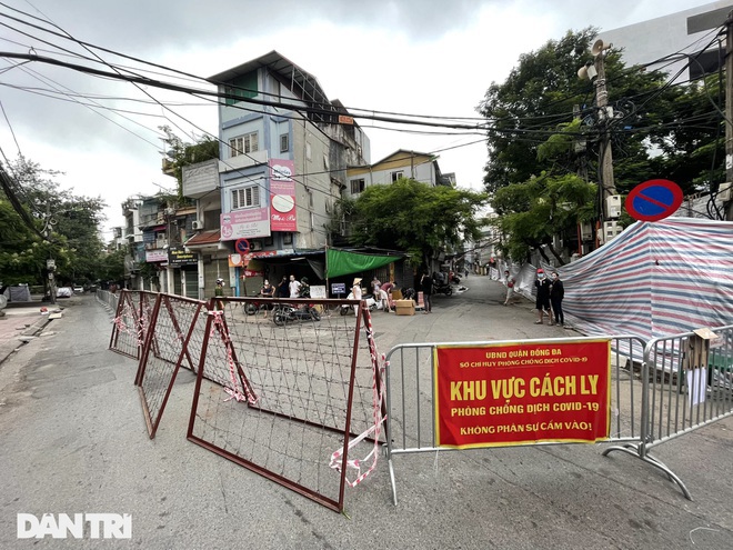 Hà Nội phong tỏa khu dân cư tại phường Thổ Quan với 1.300 dân - 1