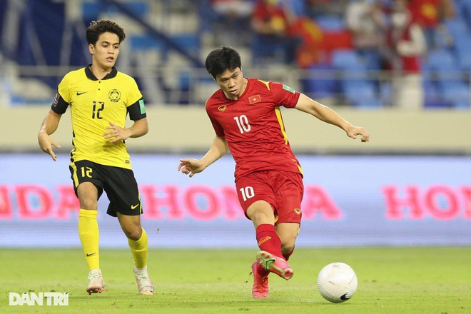 Báo Trung Quốc bình luận về việc Văn Lâm vắng mặt ở vòng loại World Cup - 2