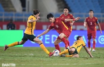 Chuyên gia Indonesia "xấu hổ', muốn học tập tuyển Việt Nam trước AFF Cup